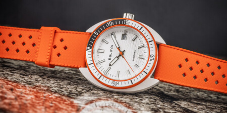 Reseña del Bulova Snorkel - "El tramposo" con un traje multicolor