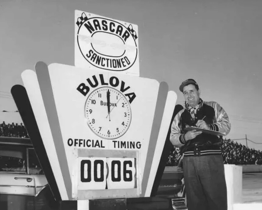 Bulova como cronometrador oficial de las carreras NASCAR. Fuente: www.bulova.com