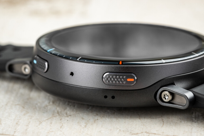 Los botones tienen un ligero estriado que facilita su manejo.