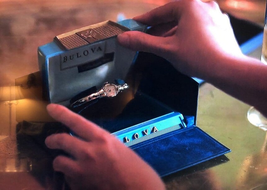 Relojes Bulova American Girl que lleva Beth Harmon en la serie. Fuente: www.timeandtidewatches.com