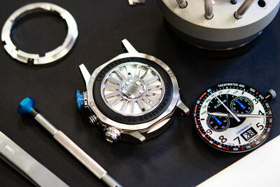 Edox Chronorally Chronograph 38001-tinnbu-bn BMW Limited Edition 2000pcs (+ correa de repuesto)