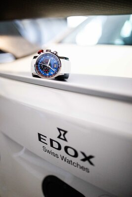 Edox Chronorally Quartz Chronograph 38001 TINR BUDN BMW Limited Edition 2000pcs (+ correa de repuesto)