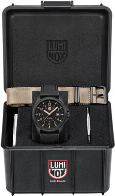Luminox Land Atacama Field Urban XL.1970.SET (+ correa de repuesto)
