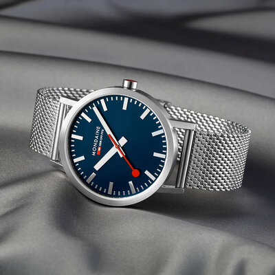 Mondaine Classic Quartz A660.30360.40SBJ