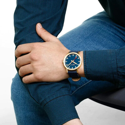 Mondaine Classic Quartz A660.30360.40SBQ