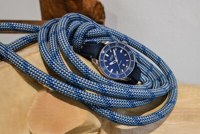 Union Glashütte Belisar Date Sport D009.907.11.047.00 (+ correa de repuesto)