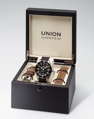 Union Glashütte Belisar Date Sport D009.907.27.057.00 (+ correa de repuesto)