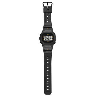 Casio G-Shock Original DWE-5600JB-1A9ER J. Balvin Collaboration (+correa y luneta de repuesto)