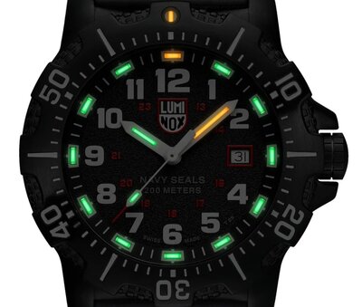 Luminox Navy Seal 4230 Series XS.4231.SET (+ correa de repuesto)