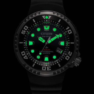 Citizen Promaster Marine Professional Diver Eco-Drive BN1024-01E (+ eslabón de extensión)