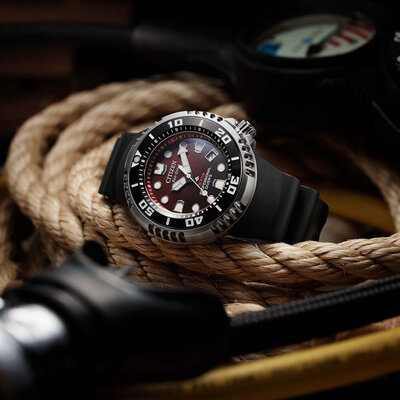 Citizen Promaster Marine Professional Diver Eco-Drive BN1024-01Z (+ eslabón de extensión)