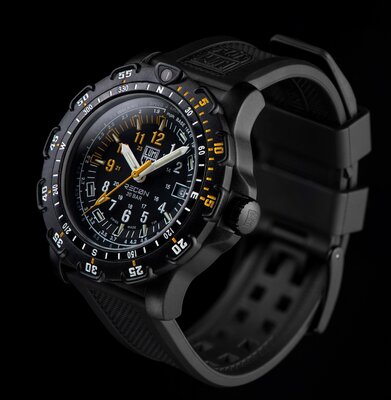 Luminox Navy Seal XL.8825.H.SET.1 (+ correa de repuesto)