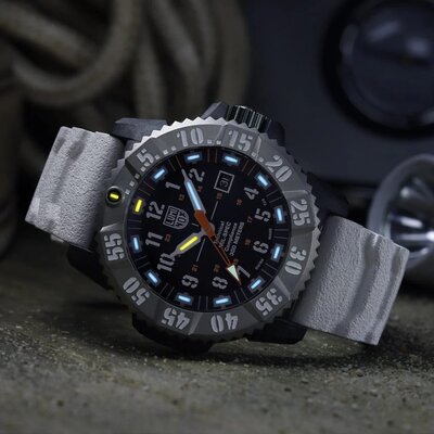 Luminox Mil Spec XL.3359.SET (+ correa de repuesto)
