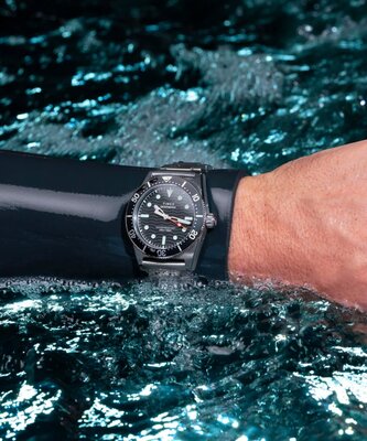 Timex Deepwater Reef Quartz TW2W95200UK