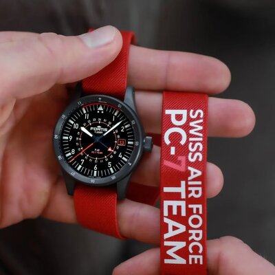 Fortis Flieger F-43 Triple-GMT Automatic COSC Chronometer F4260004 Limited Edition 100pcs (+ correa de repuesto)
