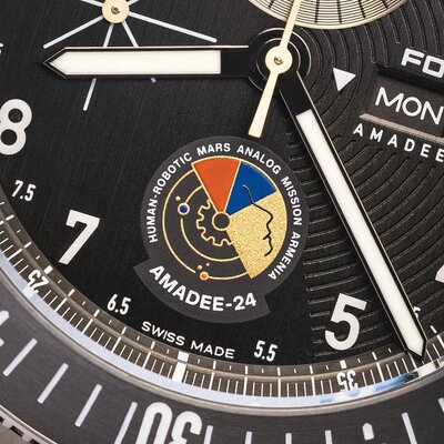 Fortis Novonaut N-42 Automatic Chronograph Amadee-24 F2040016 Limited Edition 100pcs (+ correa de repuesto)