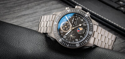 Fortis Novonaut N-42 Automatic Chronograph Amadee-24 F2040016 Limited Edition 100pcs (+ correa de repuesto)