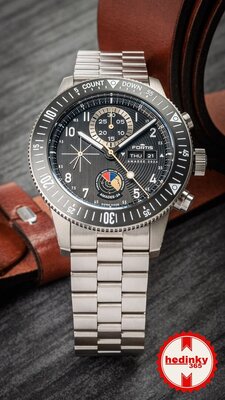 Fortis Novonaut N-42 Automatic Chronograph Amadee-24 F2040016 Limited Edition 100pcs (+ correa de repuesto)
