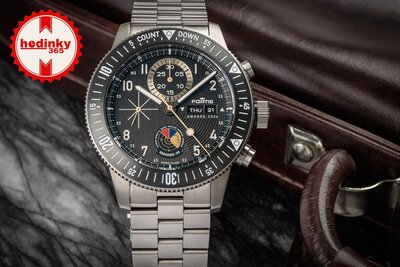 Fortis Novonaut N-42 Automatic Chronograph Amadee-24 F2040016 Limited Edition 100pcs (+ correa de repuesto)
