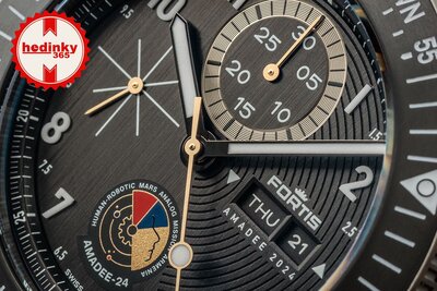 Fortis Novonaut N-42 Automatic Chronograph Amadee-24 F2040016 Limited Edition 100pcs (+ correa de repuesto)