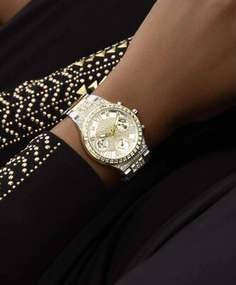 Guess Moonlight GW0320L7
