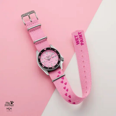 Seiko 5 Sports Automatic SRPM07K1 Pink Panther Limited Edition 9999pcs (+ correa de repuesto)