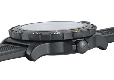 Luminox MIL-SPEC 3350 Series RECON Point Man XL.8825.H.2