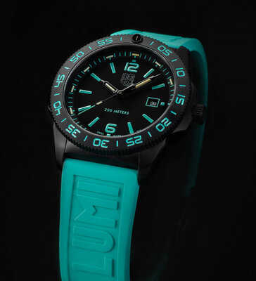 Luminox Sea XS.3124.N.SET Pacific Diver (+ correa de repuesto) Limited Edition 777pcs