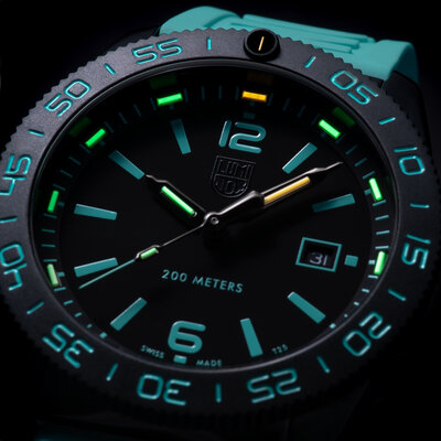 Luminox Sea XS.3124.N.SET Pacific Diver (+ correa de repuesto) Limited Edition 777pcs