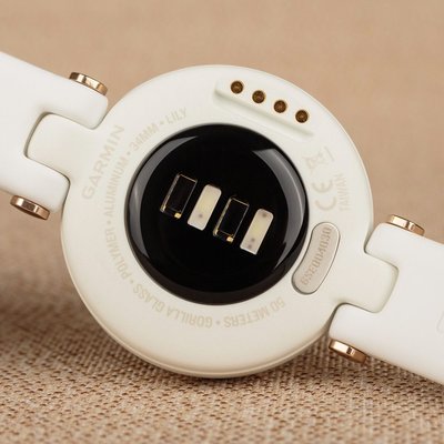 Garmin Lily Sport Cream Gold / White, Silicone Band