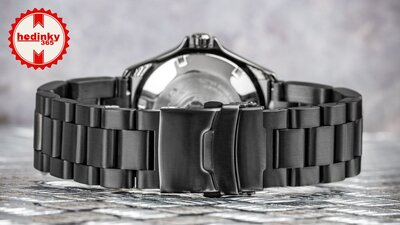 brazalete de acero inoxidable Ricardo Vacone, negro